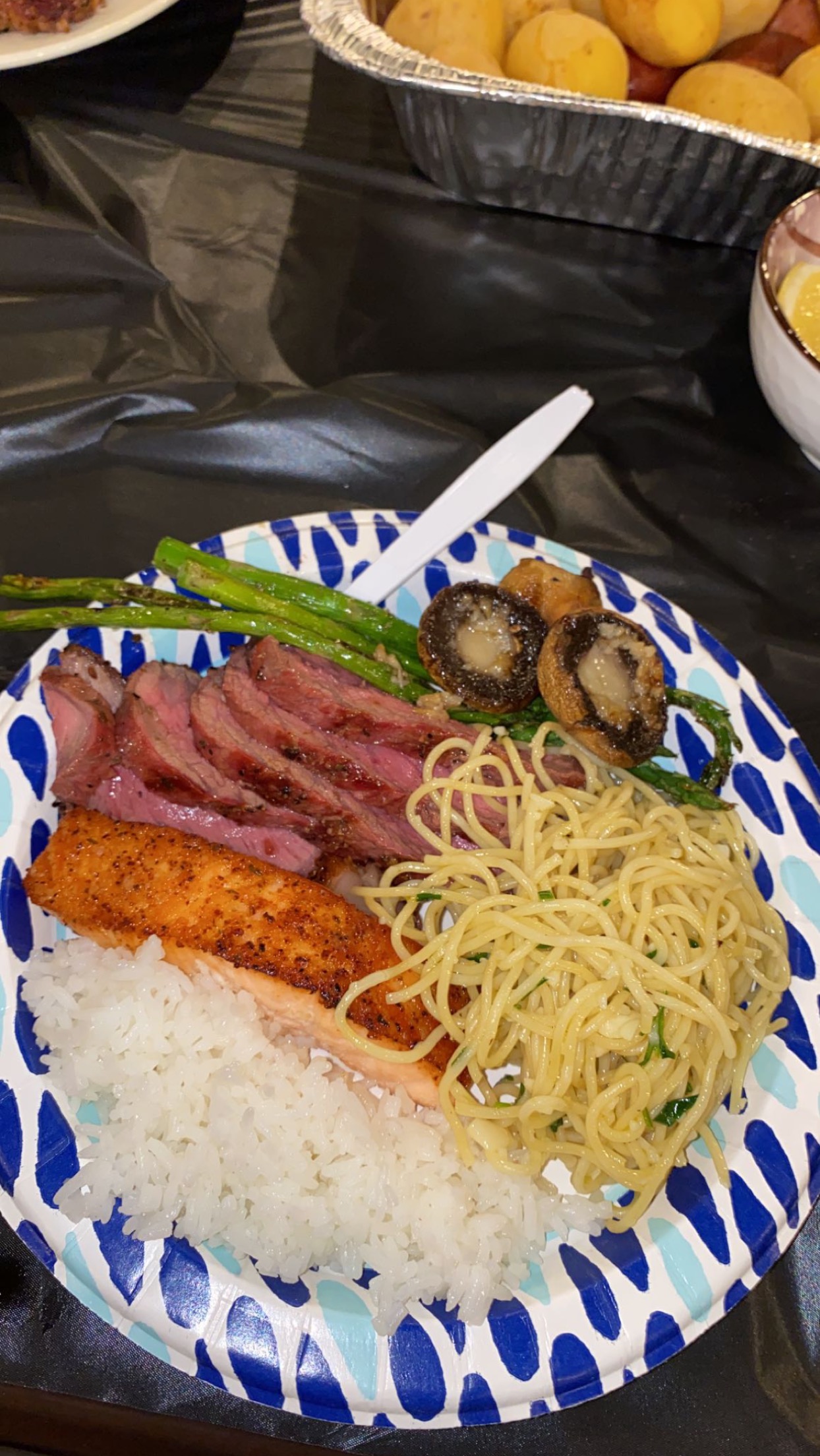 Dinner plate